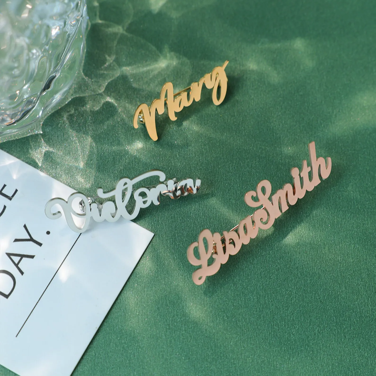 

Stainless Steel Custom Gold Name Brooches Personalized Wedding Jewelry For Women Men Fashion Accessories Birthday Gift