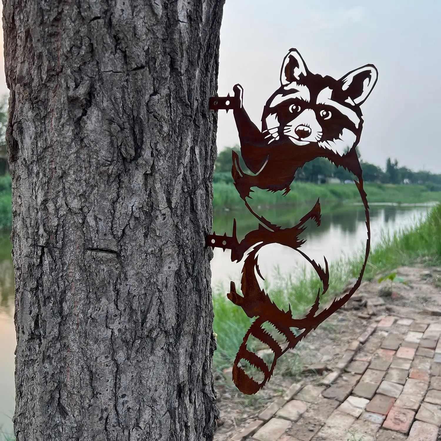 

Garden Outdoor Decoration Metal Wall Hanging Art Metal Raccoon Stake Animal Yard Decor Handmade Silhouettes Metal Yard Lawn Tree