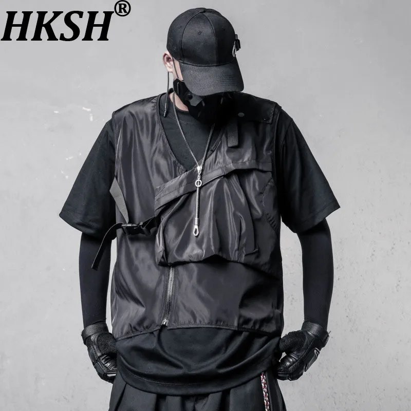 

HKSH Spring Summer New Men Niche Design Fashion Dark Techwear Trend Tactical Safari Style Vest Chic Personality Tank Tops HK7885