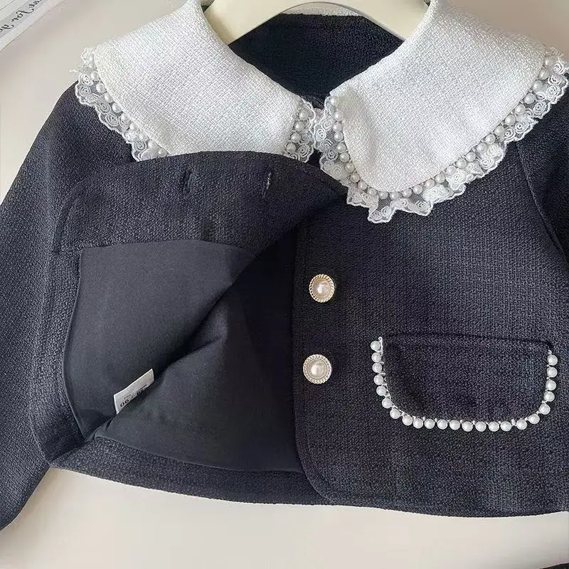 مجموعة ملابس الفتيات للربيع والخريف مجموعة جديدة معطف دانتيل بياقة للأطفال + تنورة قصيرة لطيفة مكونة من قطعتين ملابس أطفال