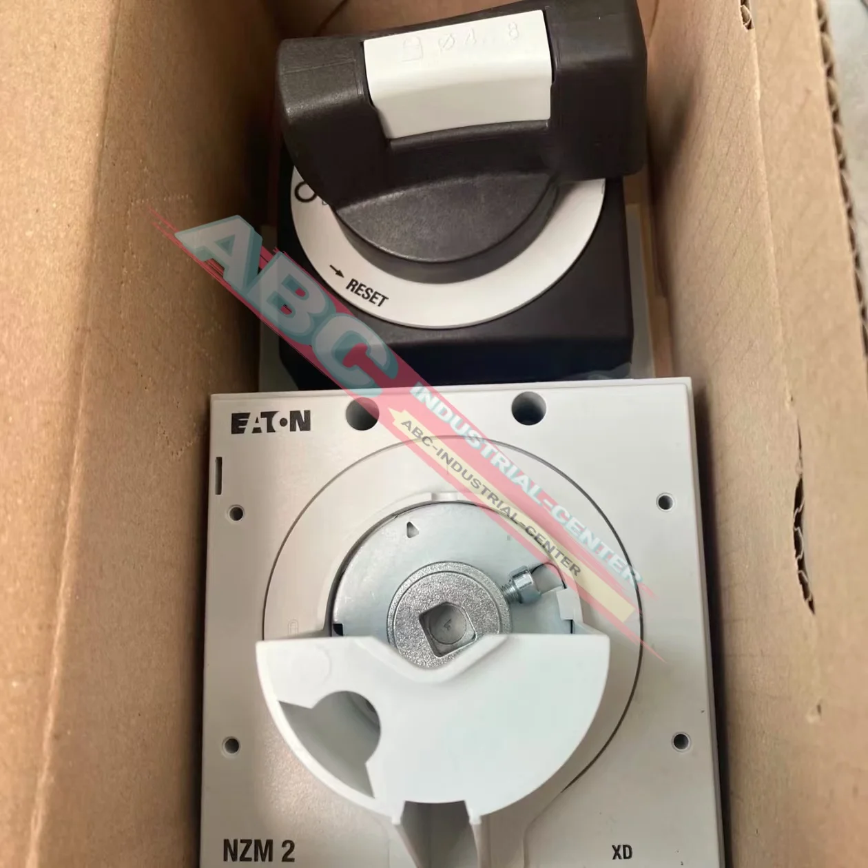 NZM3-XTVD DILM32-10(RDC24) サーキットブレーカーハンドル 新品