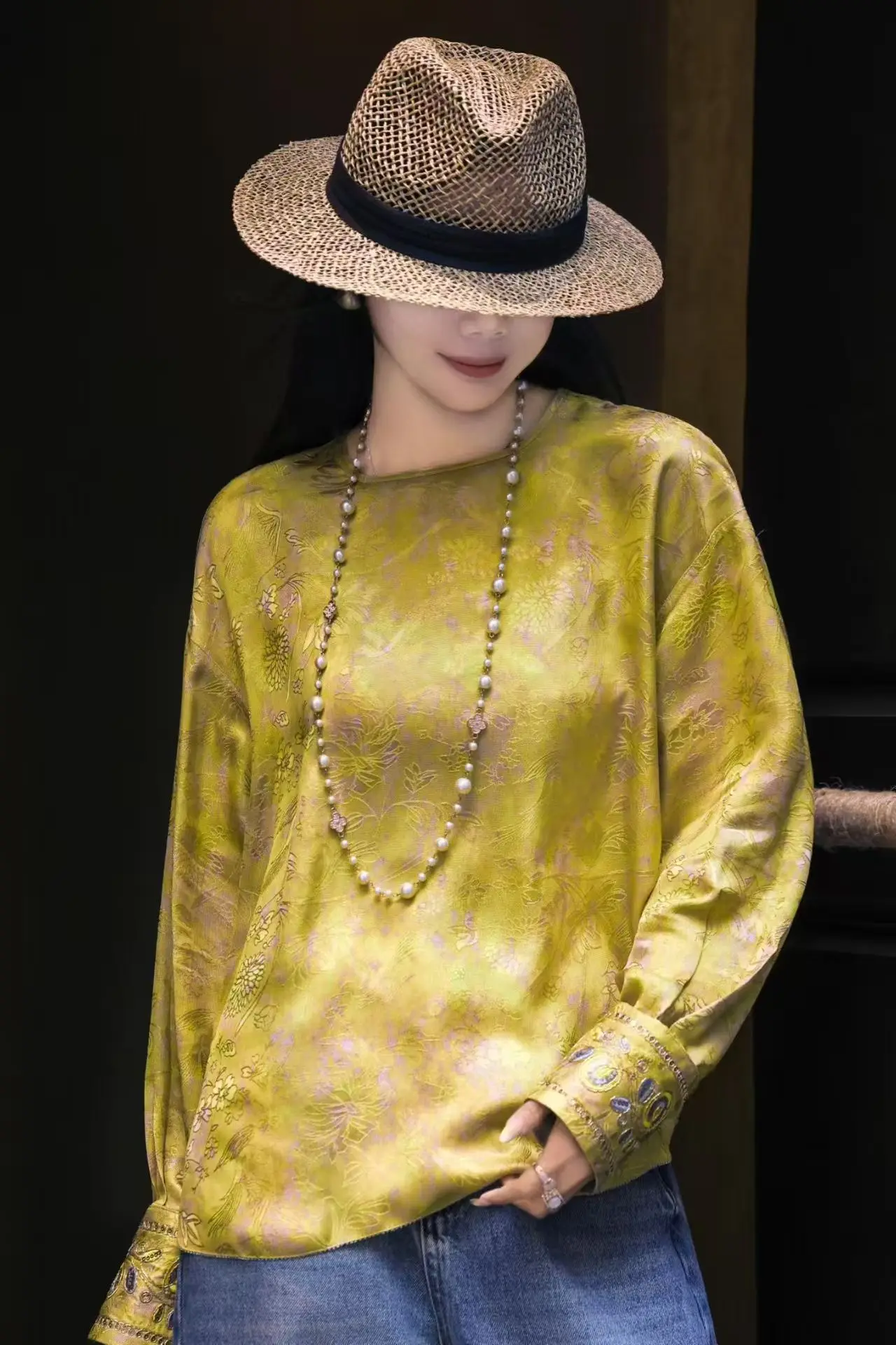 

High-end Spring Chinese New Year Coat Embroidery Women Elegant Loose Jacquard Top S-XXL