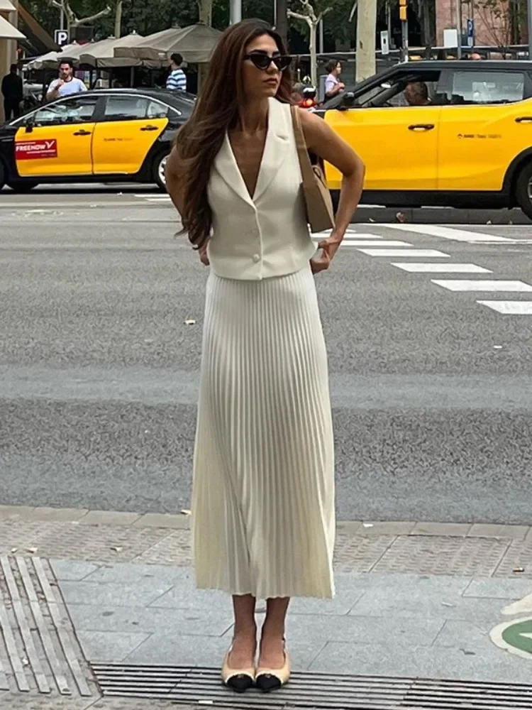 White Knit 2 Piece-Set Long Skirt For Women Vestidos Top And High Waist Maxi Skirt Sets Slim Elegant Ladies Outfits 2024