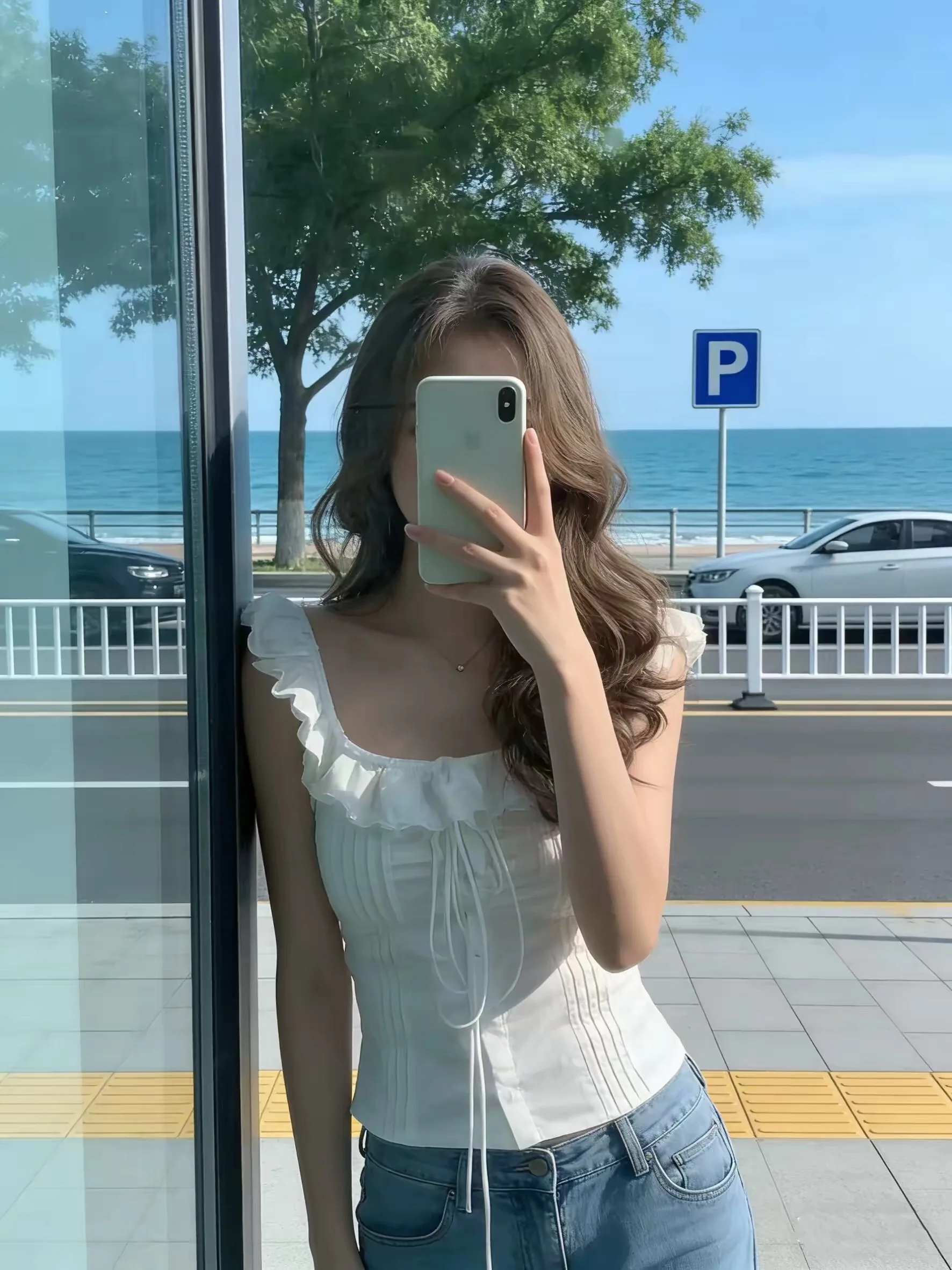 

Sweet Summer Short Sleeveless Shirt Women's Design Sense Bow Tie Flight Sleeve Square Collar Small Flying Sleeve Top