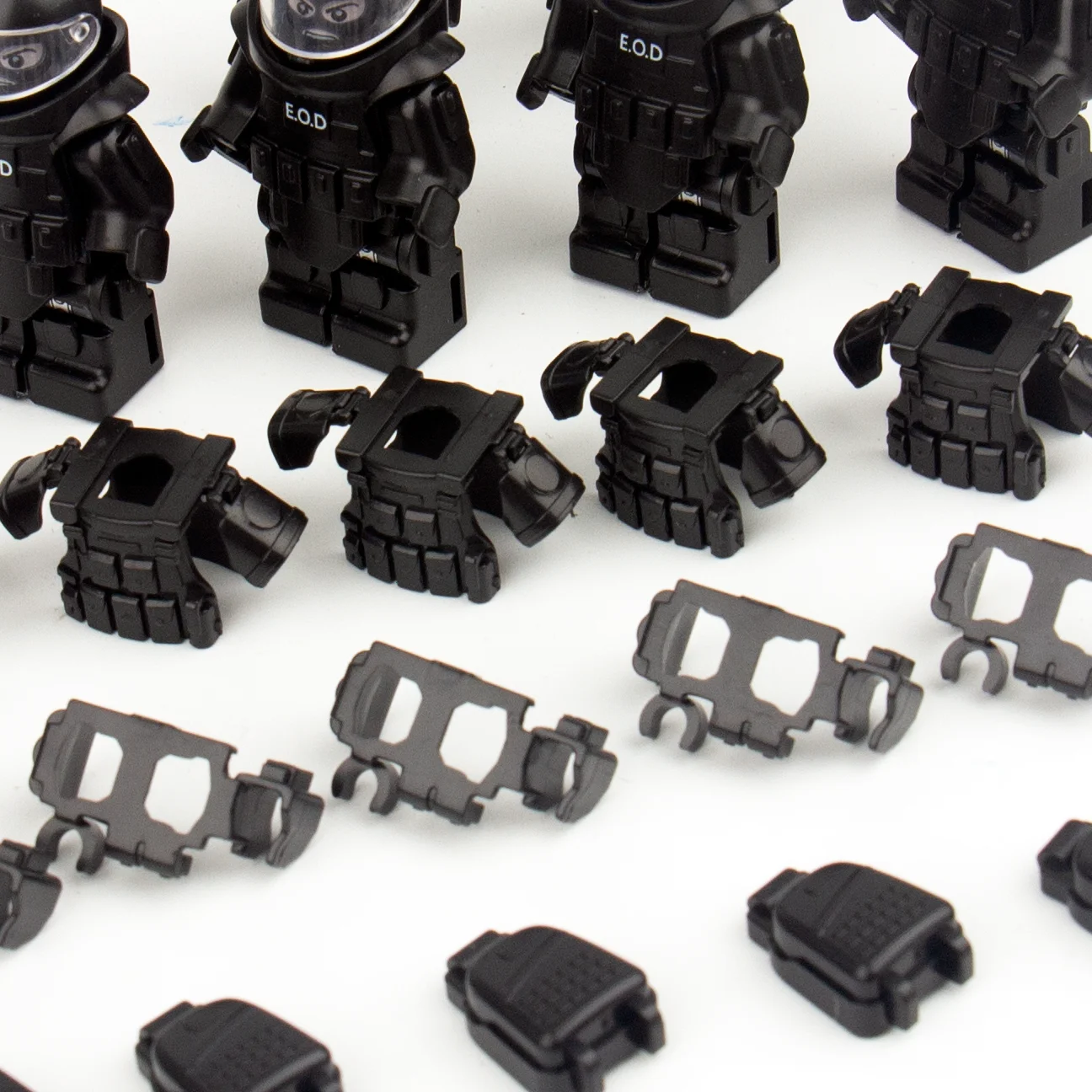 Broń wojskowa Akcesoria do pistoletów dla minifigurek Zabawki blokowe Garnitury Tarcze dla żołnierzy armii Zestaw sprzętu Zestawy do budowania Zabawka dla dzieci