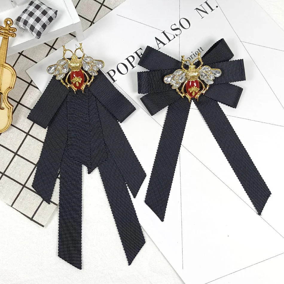 

1Pcs Korean Version of Retro Black Bowknot Bee Tie Alloy Brooches Fashion Men's and Women's College Style Shirt Accessories