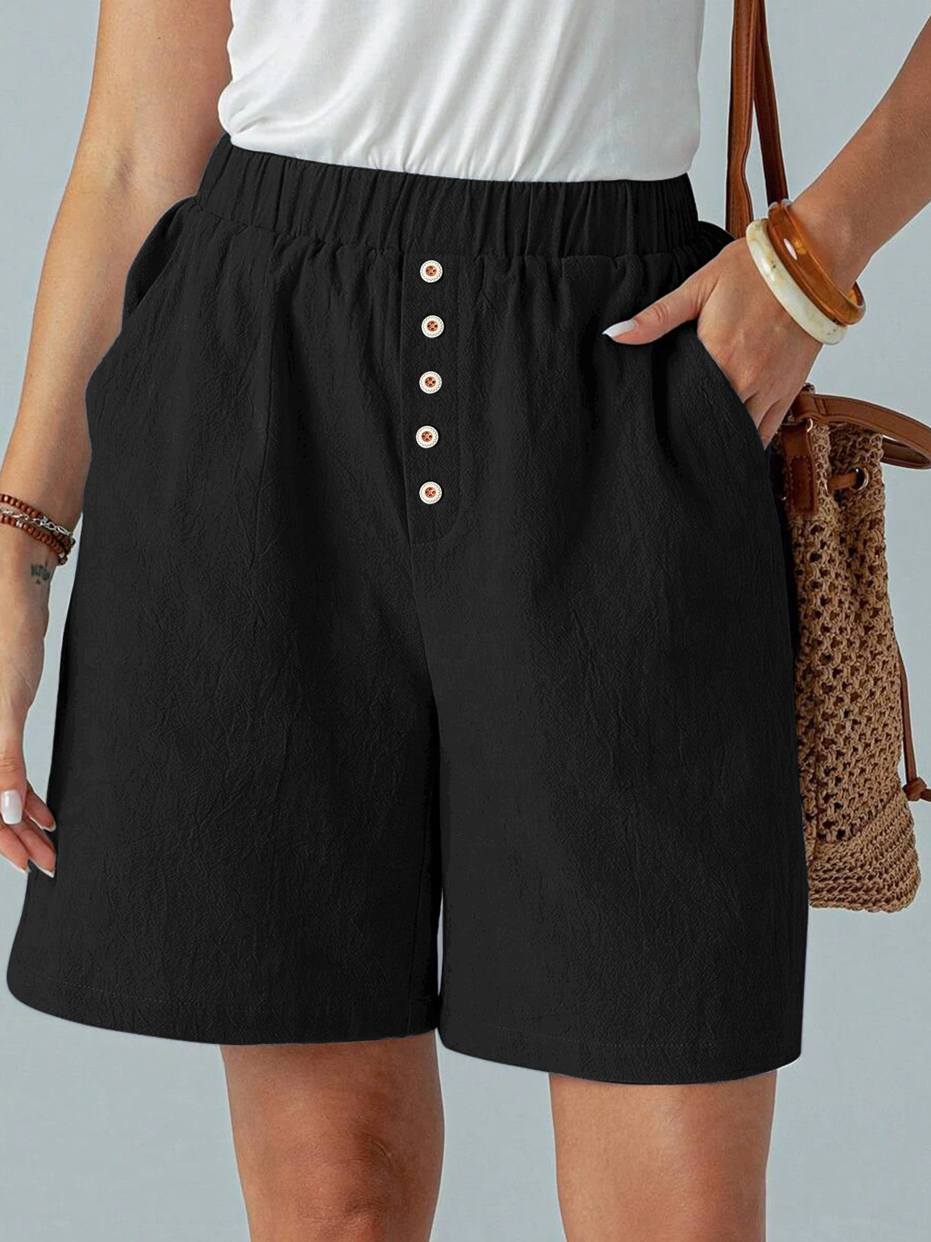 Summer Ladies Casual Loose Pocket Buttoned Linen Shorts Comfortable Breathable Loose Fit Short Pants for Women