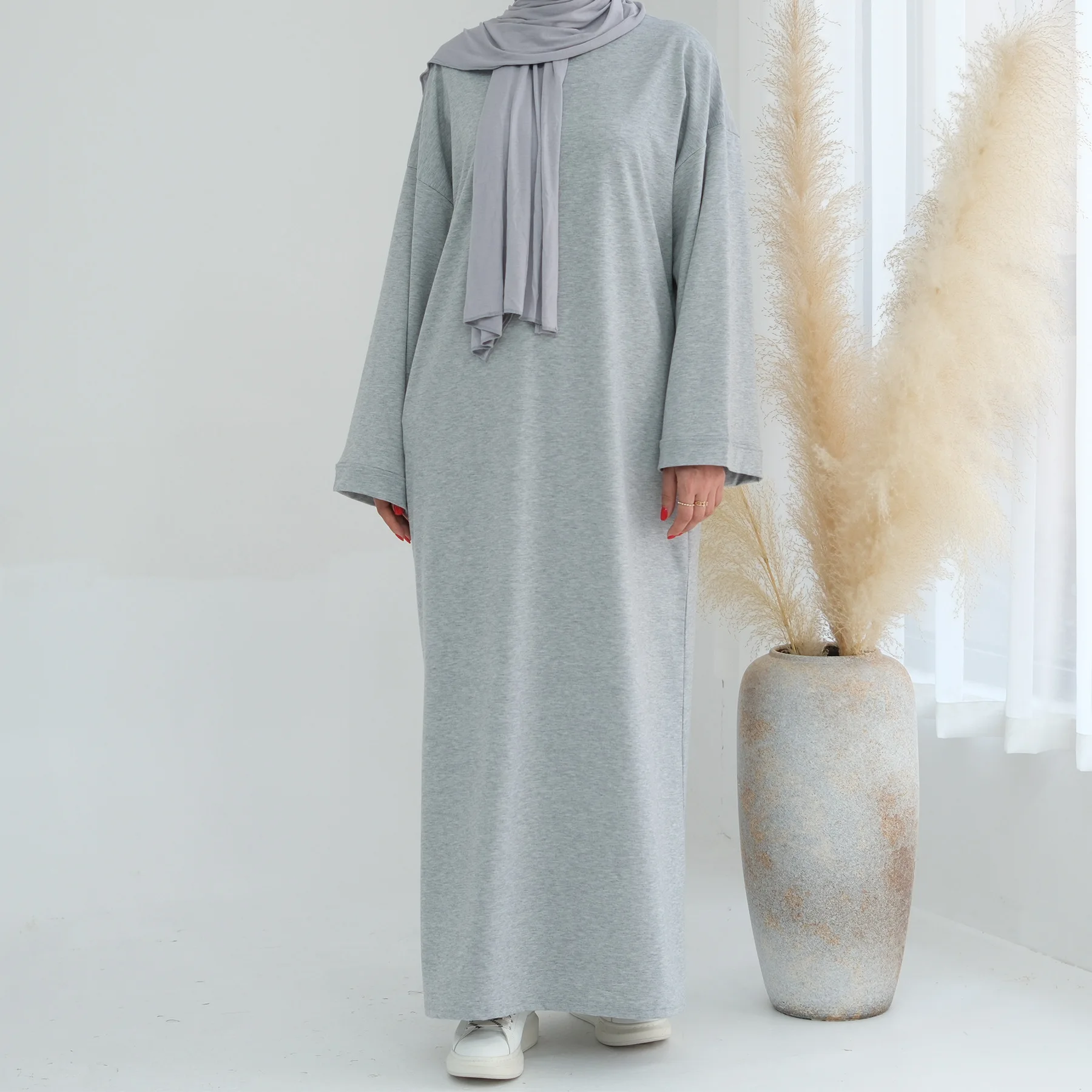 Dubai Middle East Turkey Dubai Solid Color Sweater Dress abaya