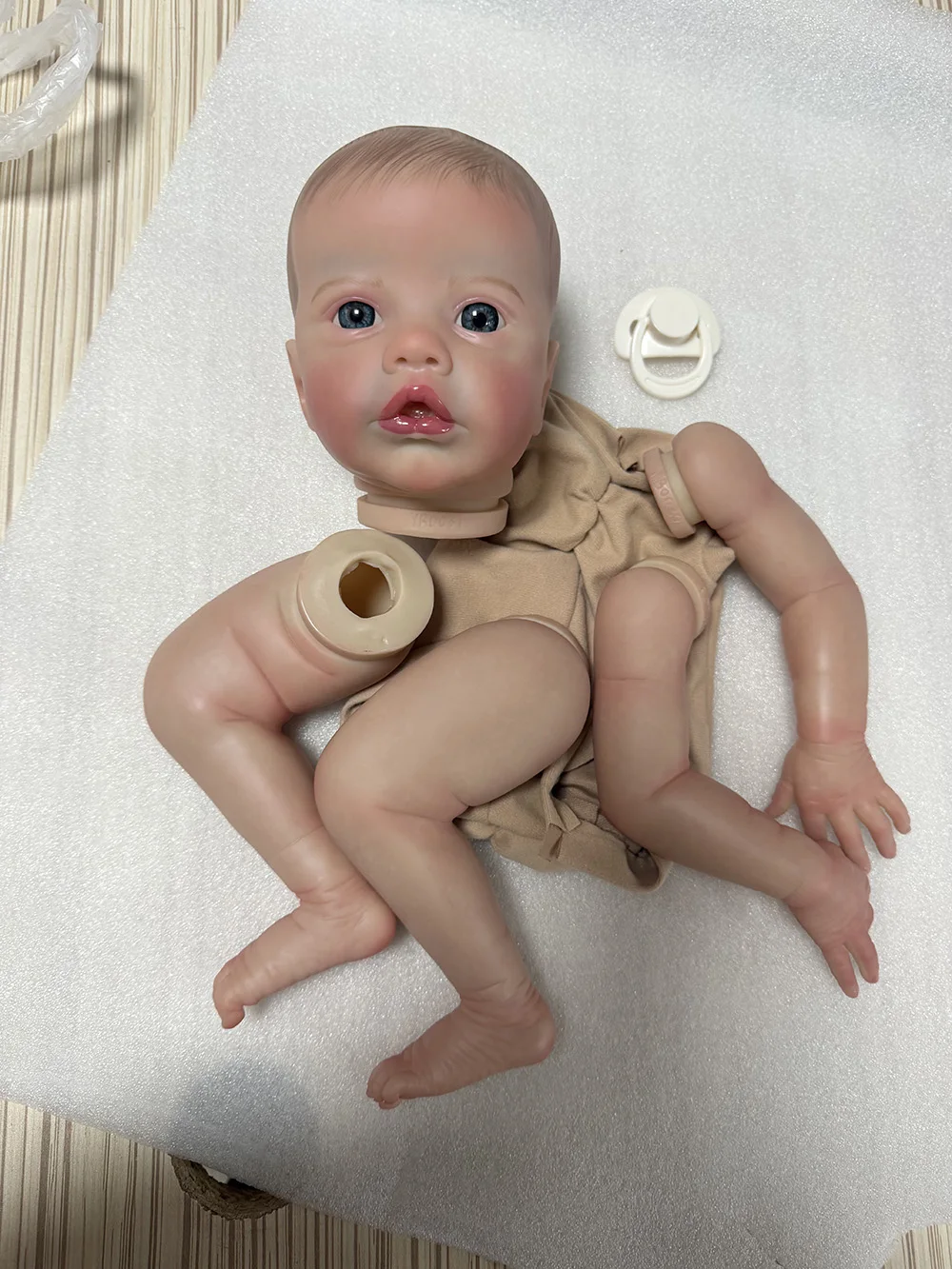 18inch New Arrival Reborn Doll Kit Primrose Asleep/Awake Limited Already Painted Kits with Visible Veins Muñeca Kit Reborn - view 3