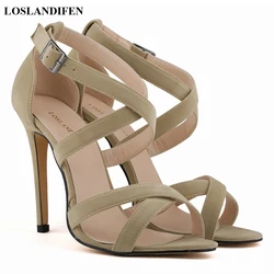 Sandali da donna con punta aperta stile stella fibbia moda estiva solido floccato tacchi alti scarpe da donna Sexy con intagli incrociati abito da sera