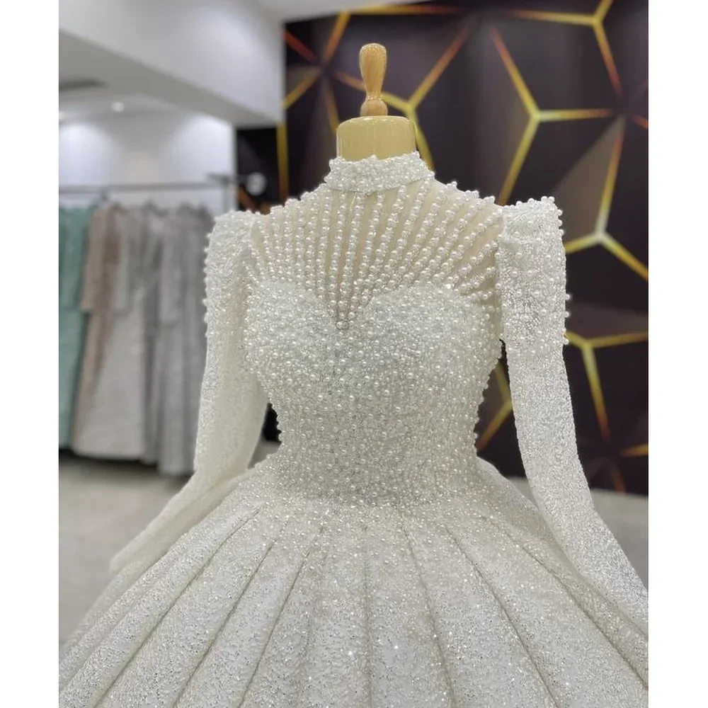 Luxury White Pearls Wedding Dress Fashion High Collar Long Sleeves Ball Gowns Exquisite Beads Sequined Garden/Beach Bride Dress