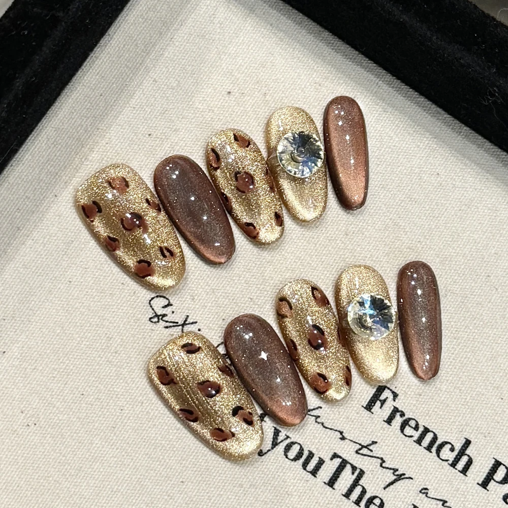 10 قطعة الخريف الشتاء المبهر الذهبي ليوبارد طباعة العنبر الشمبانيا عيون القط اليدوية الصحافة على الأظافر أظافر صناعية نونية