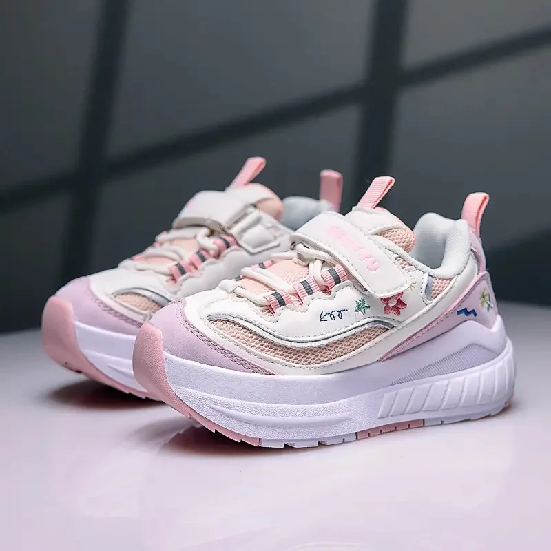 

2026 New styles of girls' walking shoes, children's shoes, four-wheel sports roller skates, and children's casual roller skates