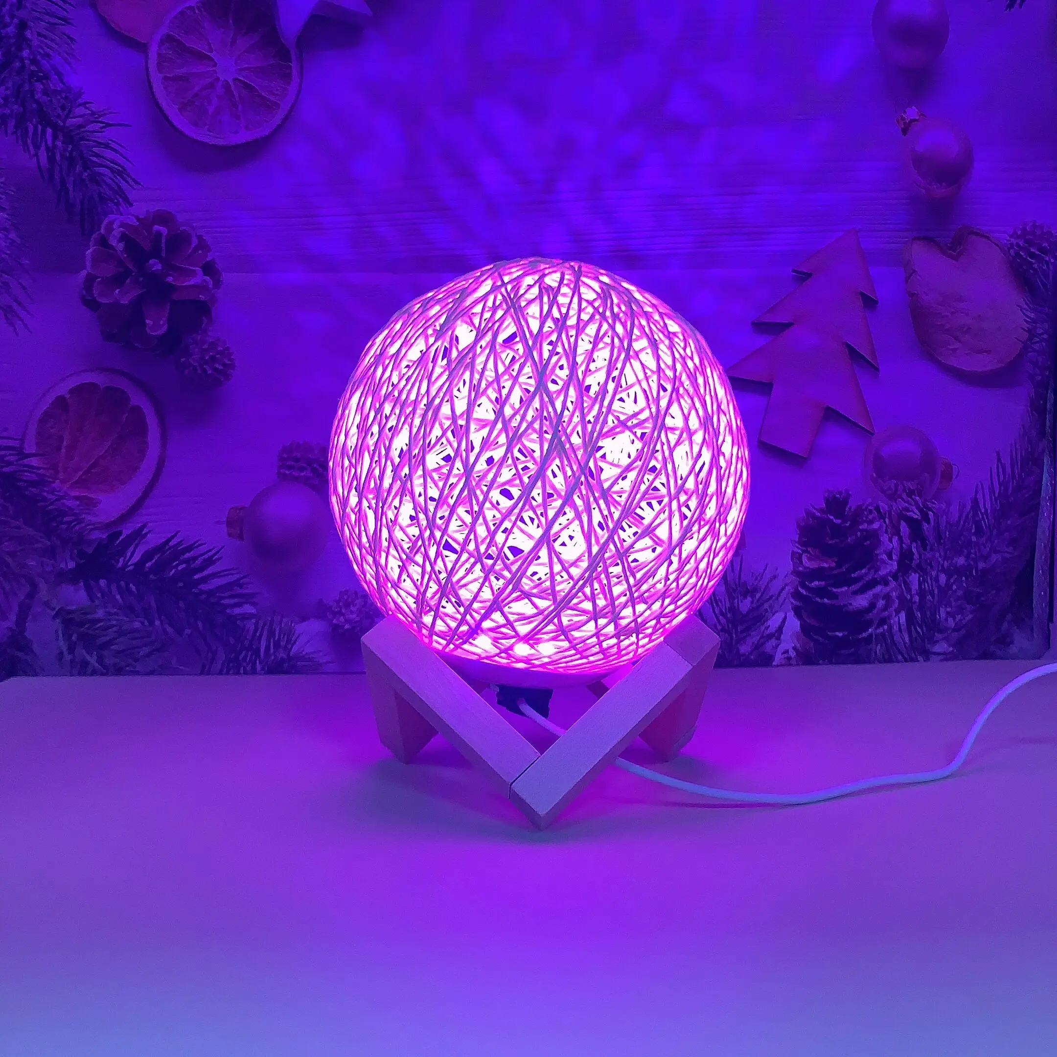 Bunte LED Wicklung Rattan Nachtlicht Netz rot dekorieren romantische Zimmer Ambiente Lichter ins Schlaf