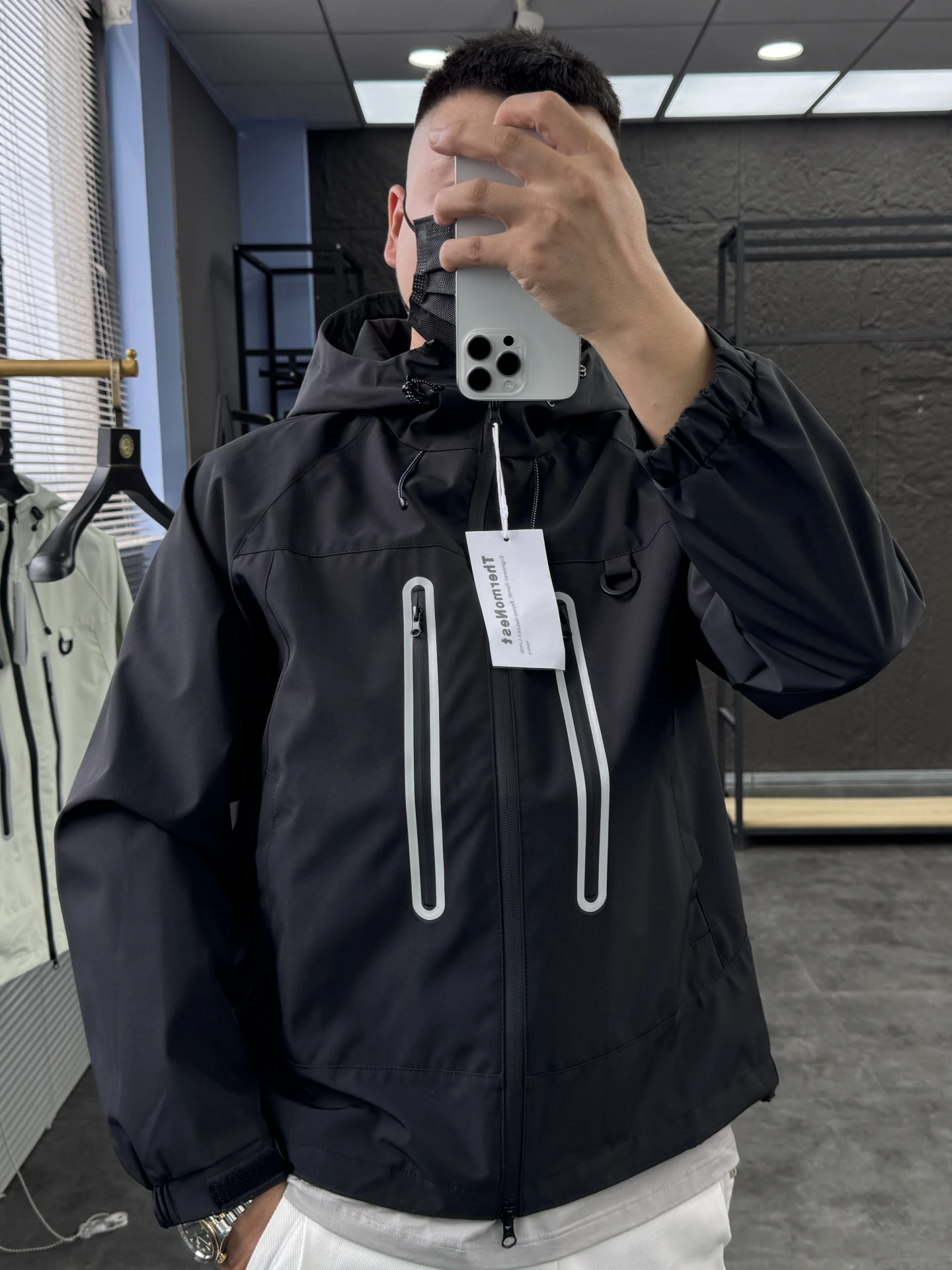 

Мужская уличная одежда Jaet SVIP Xiong 2200, светоотражающая, ветрозащитная, водостойкая, с капюшоном, полиэфирное волокно, Long Sve, застежка-молния...