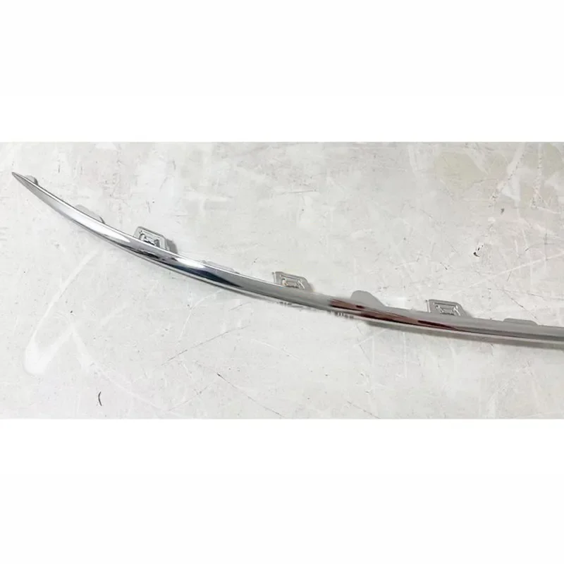 

A2058853001 2058853001 Front Bumper Chrome Trim Chromium Styling Spoiler Diffuser For Mercedes-Benz C Class W205 2019-2021 Year