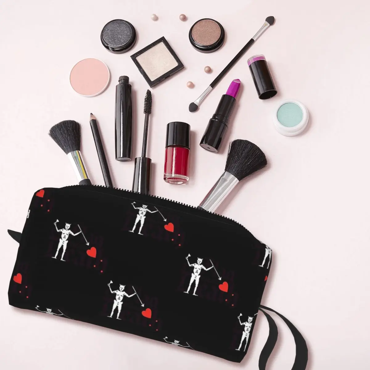 Bolsa de maquillaje con diseño de "Our Flag Means Death Blackbeard", Kit de almacenamiento de cosméticos, neceser de aseo para mujer, estuche de lápices de viaje de belleza