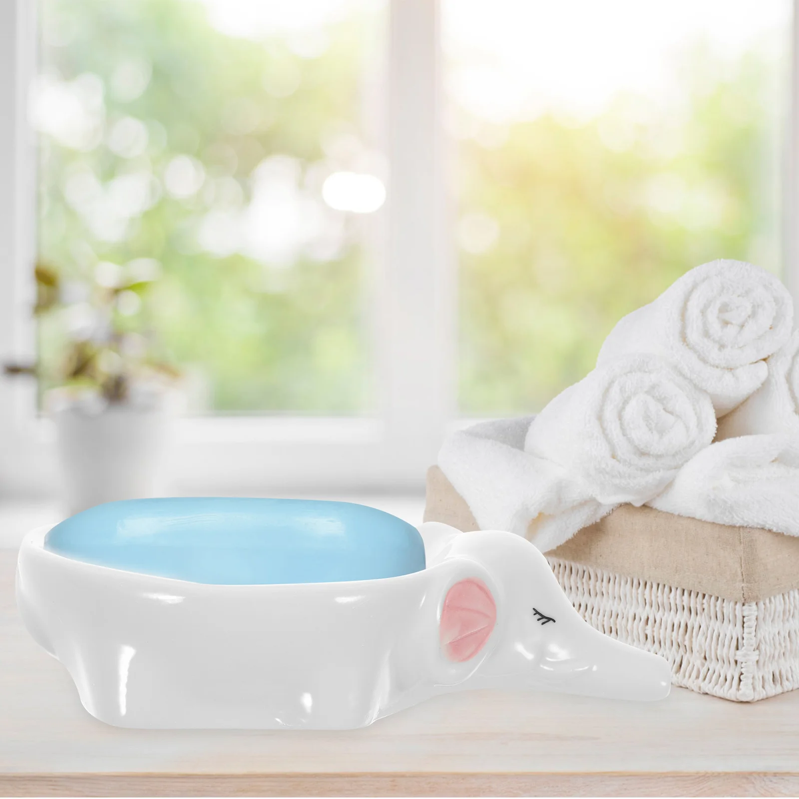 

Creative Ceramic Soap Dish Shaped Like Elephant Functional Draining Soap Tray for Bathroom Kitchen Use Household Decoration Gift
