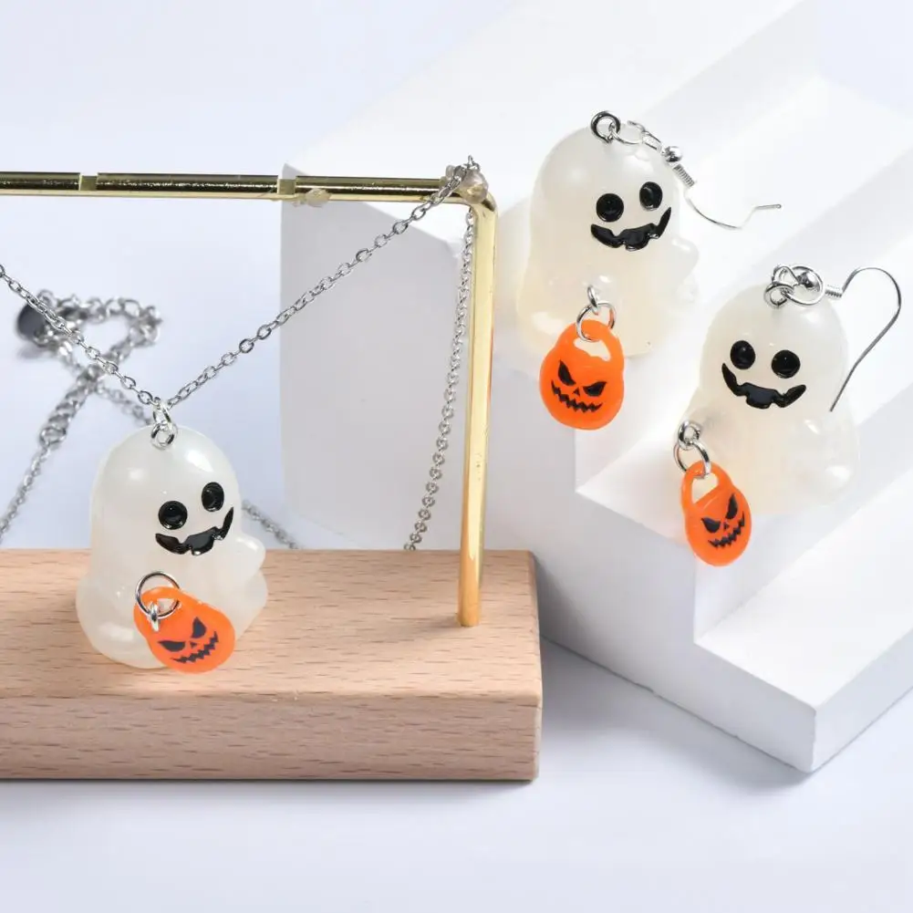 Durable Resin Jewelry Ghost Jewelry Set for Halloween Glow-in-the-dark Necklace Earrings with Cute Resin Ghost Charm A Jar