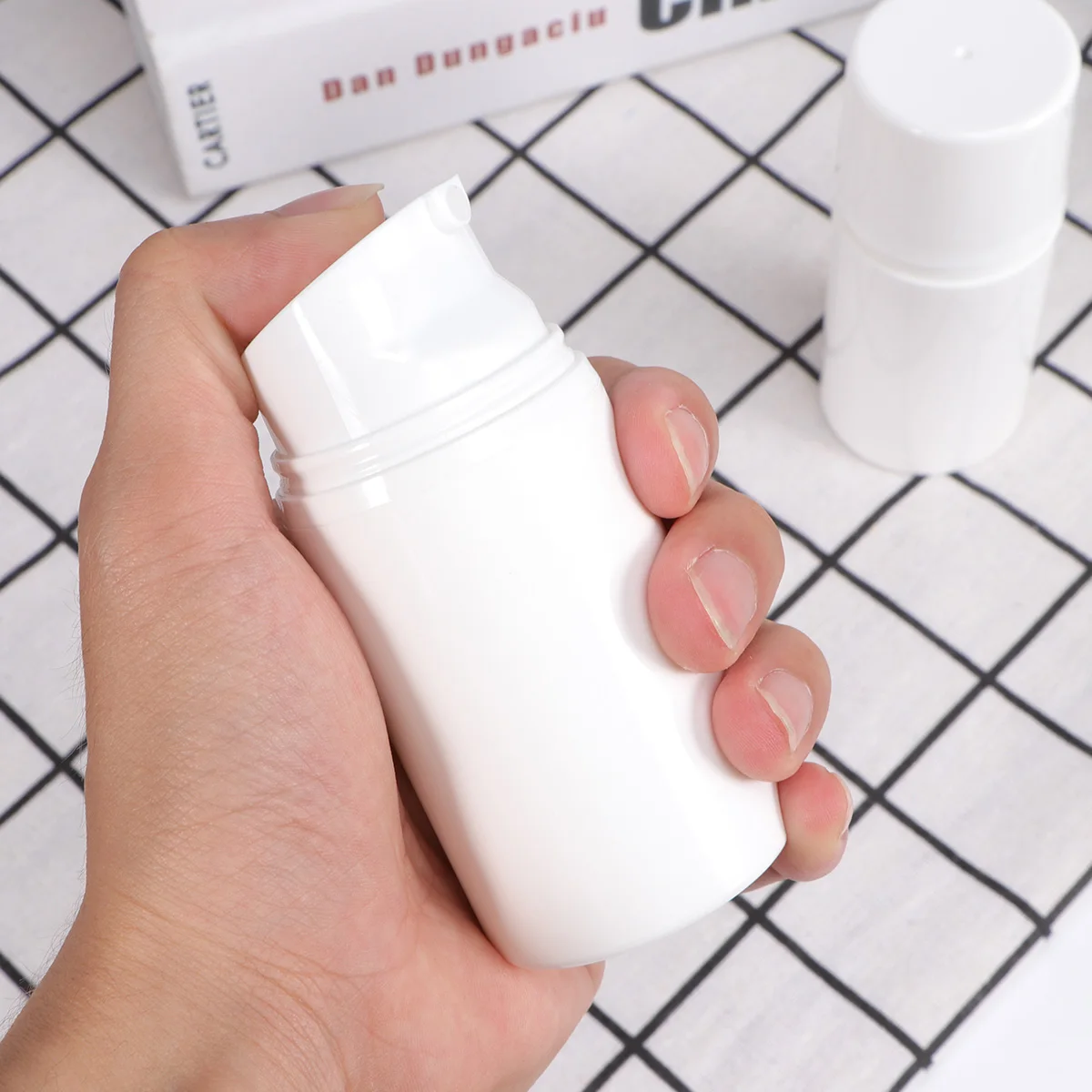 

3 Pcs Press Dispenser Bottles Empty Reusable Foaming Pump Portable Travel Lotion Shampoo Container Refillable Body Wash Storage