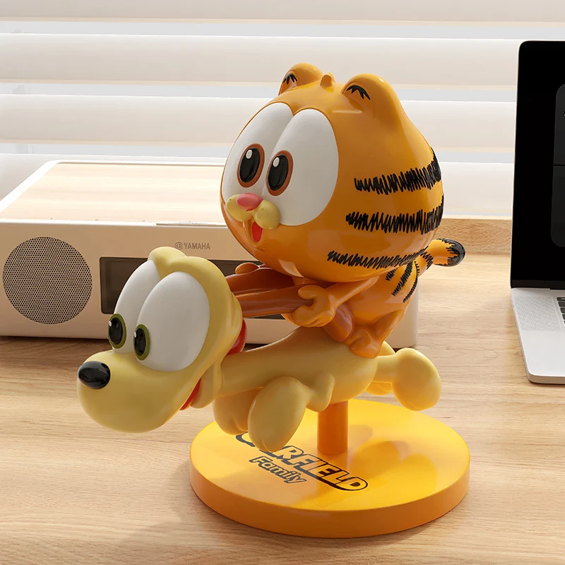 

The Garfield Movie Garfield Rides Odie Figure Resin Model Cute Desktop Decoration Lovely Exclusive Collectible Gifts