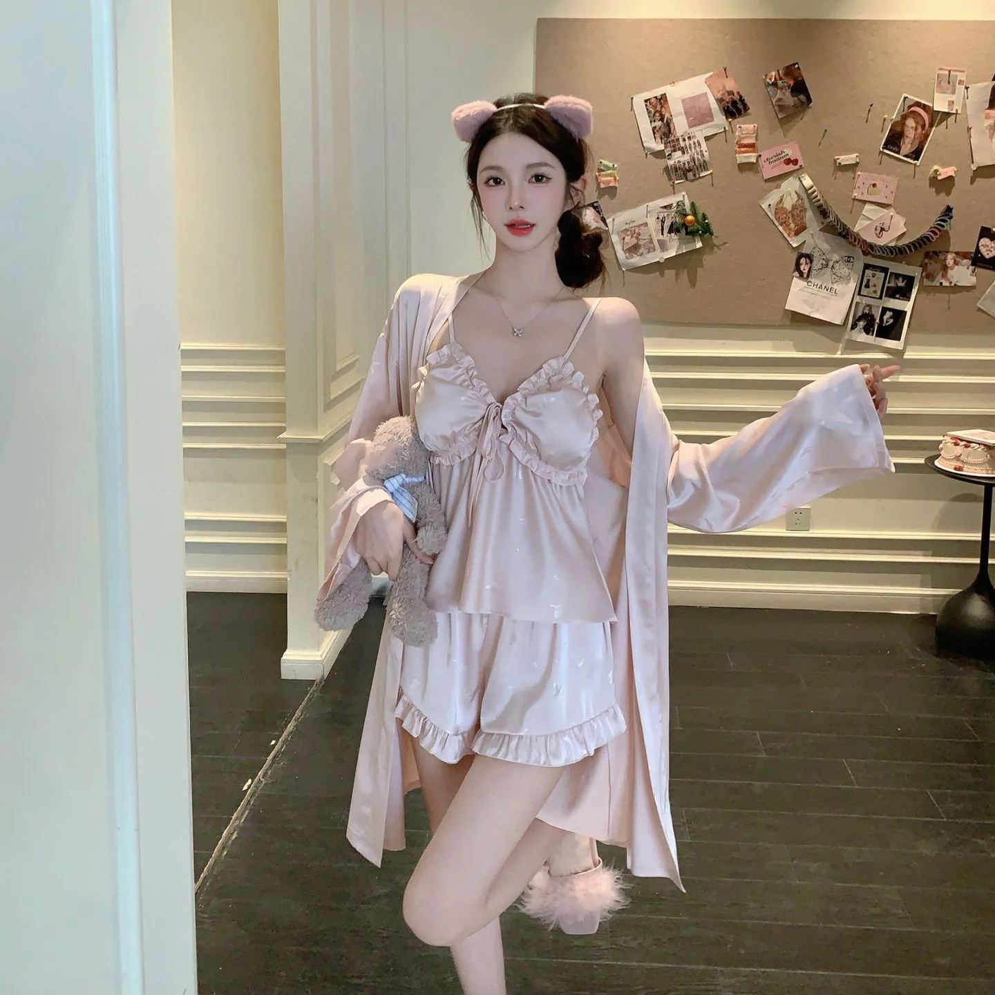 

Ruffles Bride Wedding Robe Female 3PCS Sleepwear Set Jacquard Satin Kimono Bathrobe Gown Spring Summer Loose Satin Home Wear