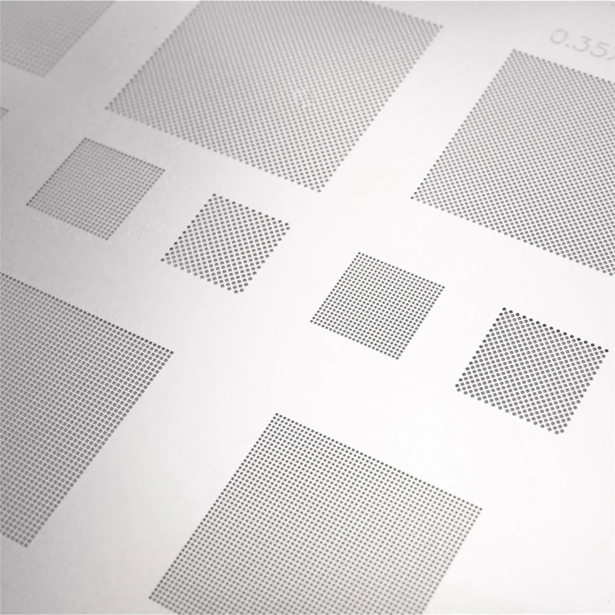 Multifunctionele BGA-stencil 0,3/0,35/0,4/0,5/parallel/45 graden gat universele soldeersjabloon BGA Reballing-stencil