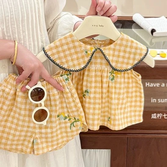 Girls Suit 2026 Spring and Summer New Children's Clothing Girls Baby Holiday Wind Broken Flower Doll Shirt Shorts Two Sets