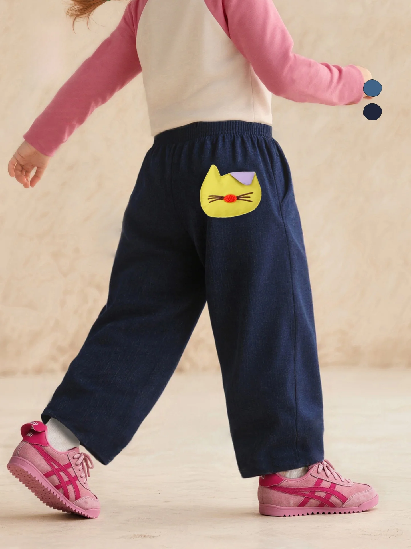 casual-spring-autumn-denim-jeans-for-girls-loose-shape-long-pants-versatile-children's-fashionable-straight-leg-trousers