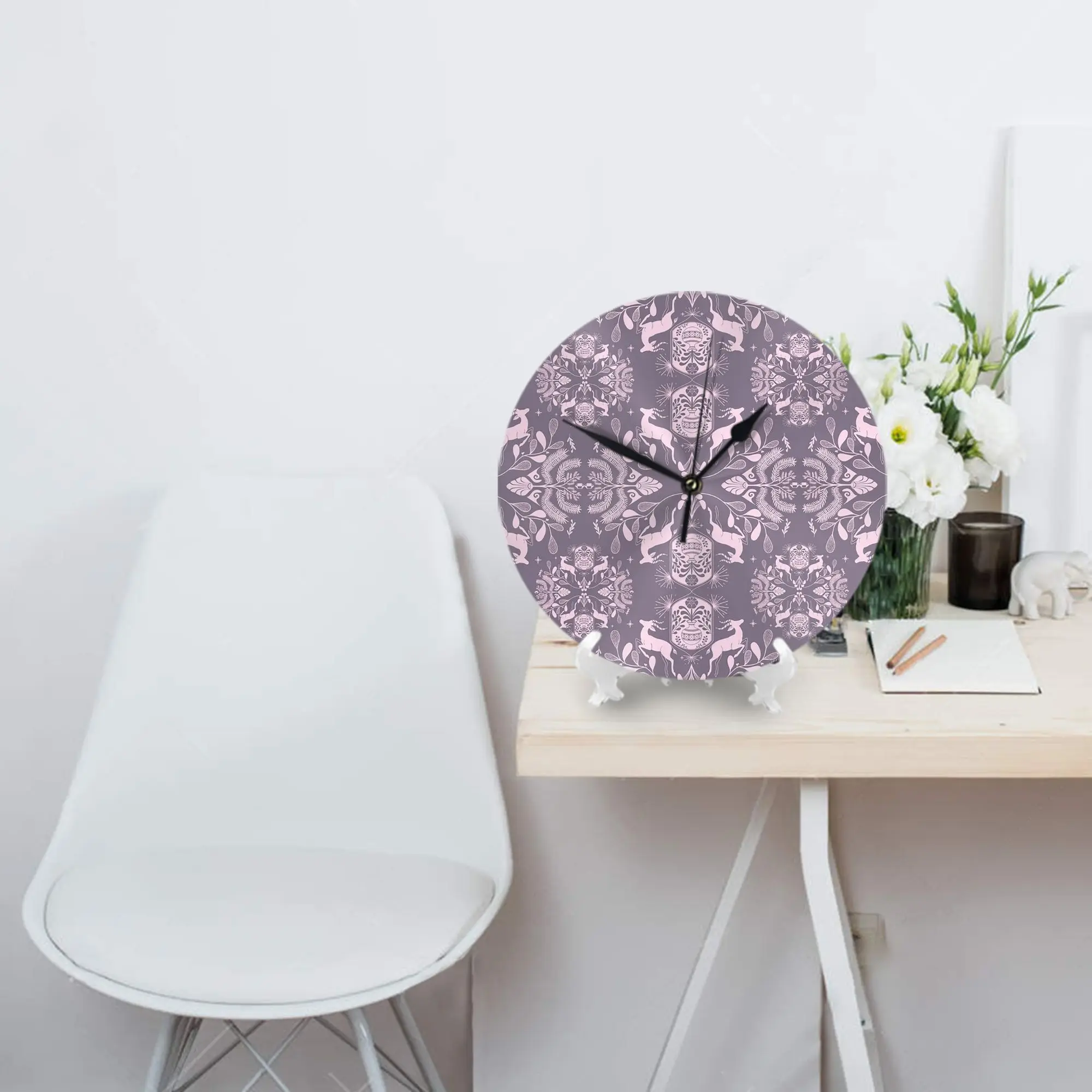 Free Spirit Deer Seamless Pattern Wall Clock Room Decoration Silent Round Clock for Bedroom Living Kitchen Home