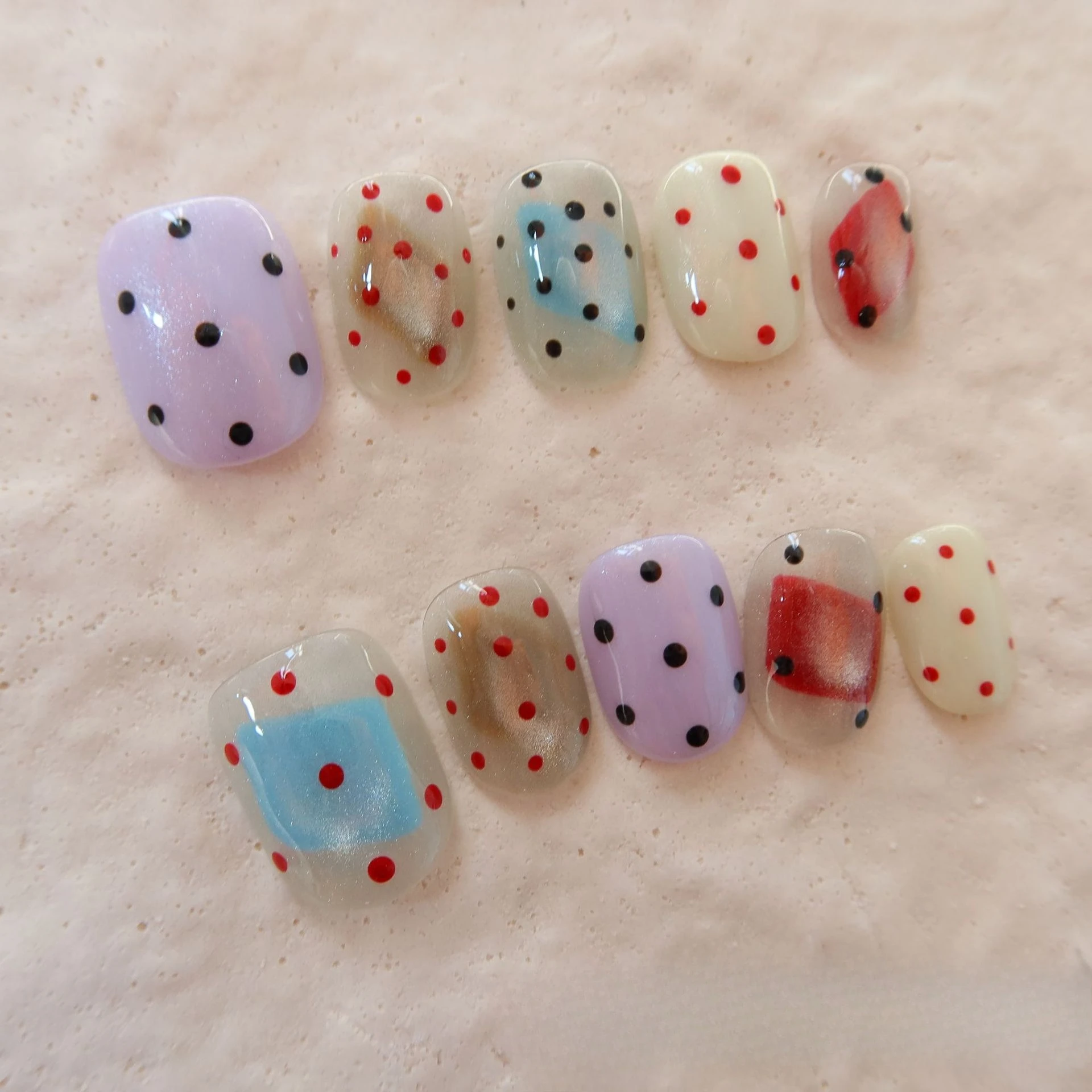 10개 귀여운 컬러풀 물방울 무늬 짧은 스퀘어 라운드 핸드메이드 프레스온 네일 심플 캣아이 가짜 손톱 한국 소녀 달콤한 인스 네일