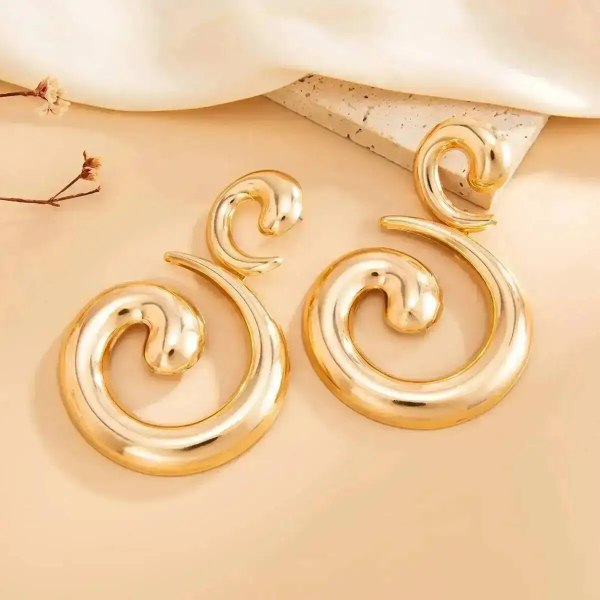 KunJoe Fashion Exaggerated Metal Spiral Metal Stud Earrings Women Punk Gold Color Geometric Piercing Earring Jewelry Accessories