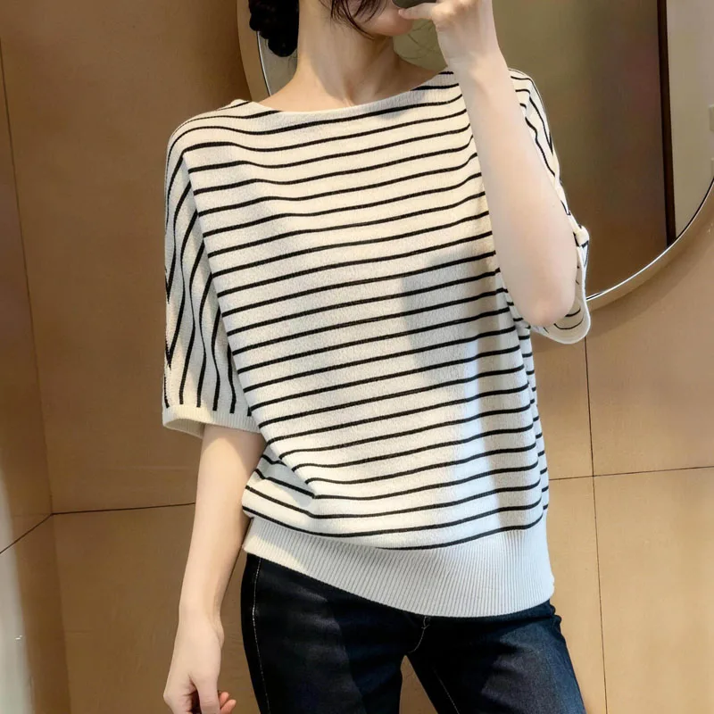 

Sweaters Knitted Sweater Women Pullovers New Summer Short Sleeve O-Neck Striped Knit Sweater Pullover Women Tops Knitwears Q5182