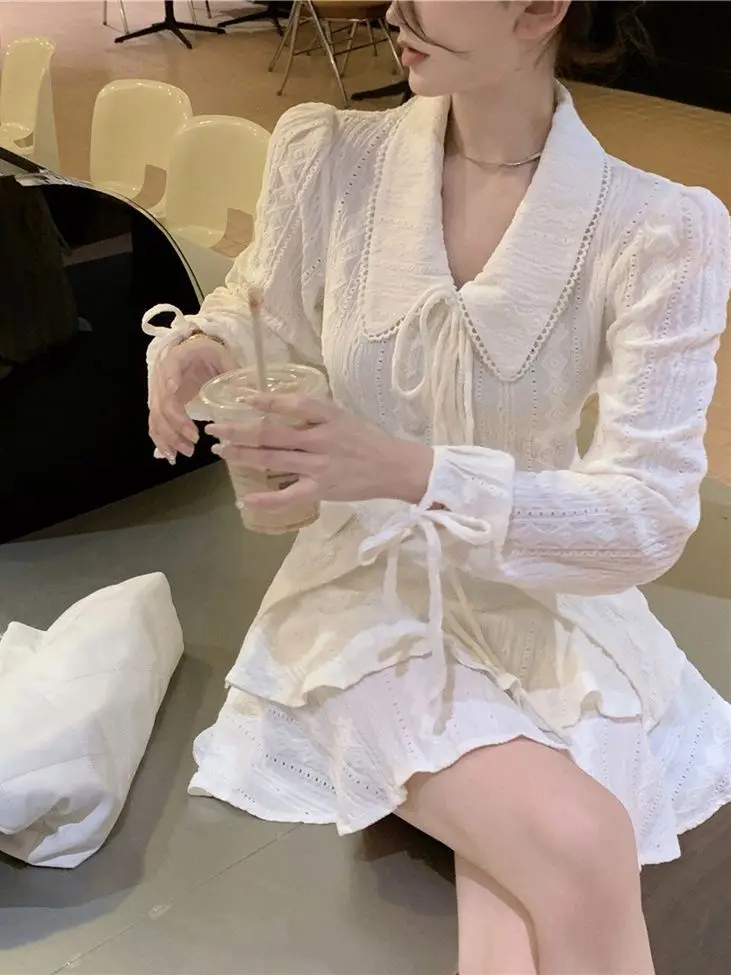 Haut de chemise en dentelle à revers jacquard doux