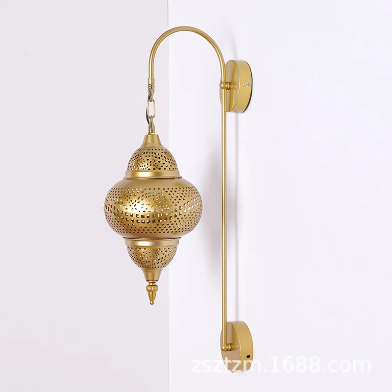 Lamp creative personality hollow retro wall lamp Xinjiang Thai Moroccan restaurant B & B aisle wall