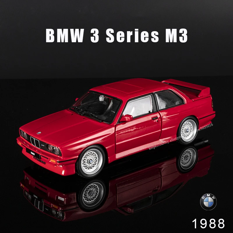 Bburago 1:24 BMW M3 (E30) 1988 Roadster Simulation Alloy Car Die Casting Model Crafts Decoration Collection Toy Tools Gift