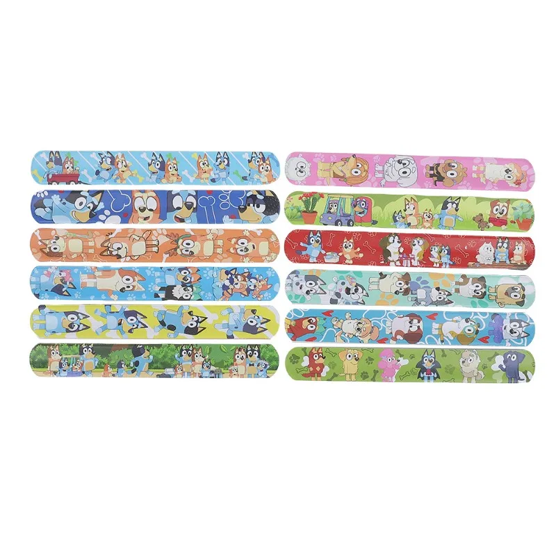12 pièces Bluey fête claque Bracelet dessin animé Bingo talon Bracelet pour enfants Bracelet fête Bracelet jouets accessoires cadeaux