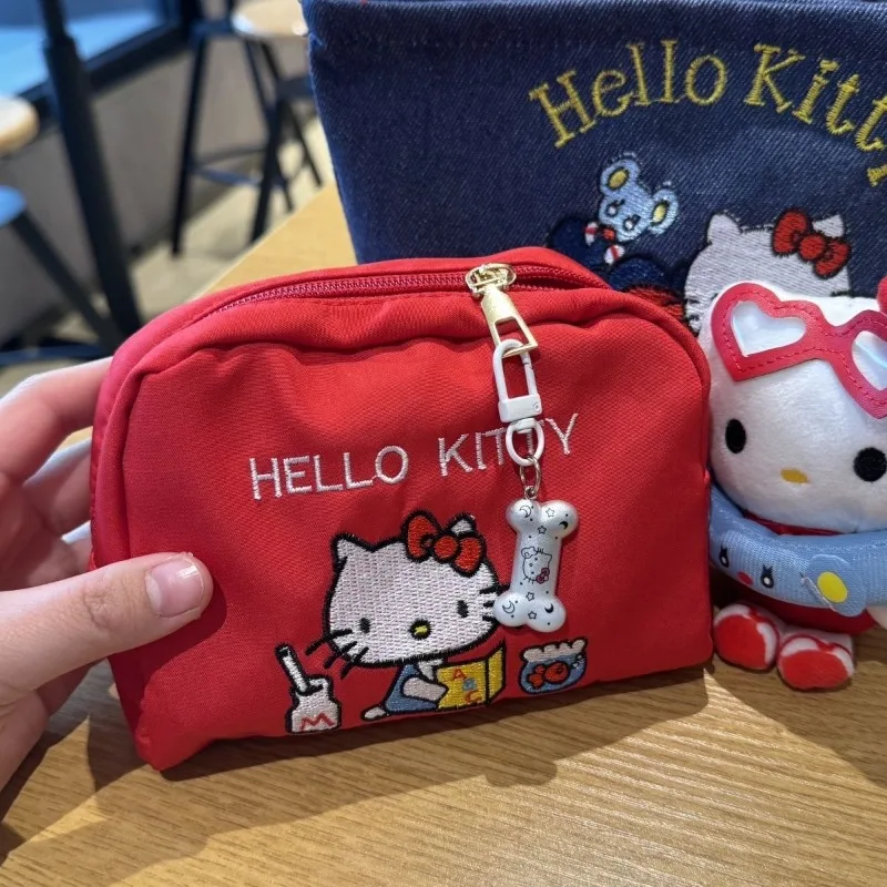 

New Makeup bag Cute Embroidered Clutch Bag Portable Makeup organizer Travel Lipstick Storage Pouch