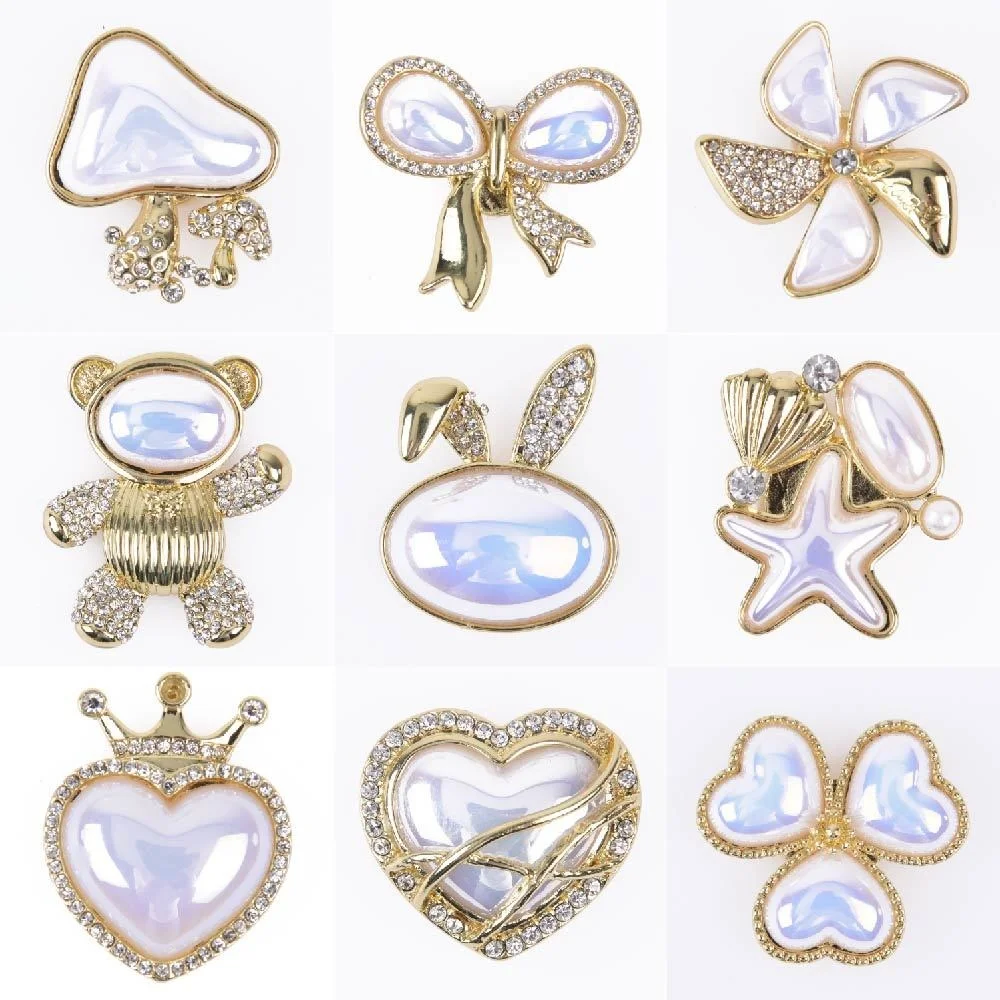 Luxury Emerald Rhinestone Shoes Decorations Create White Pearl Shoe Charms Large Bling Diamonds Bear Bowknot Clog Charms Gifts