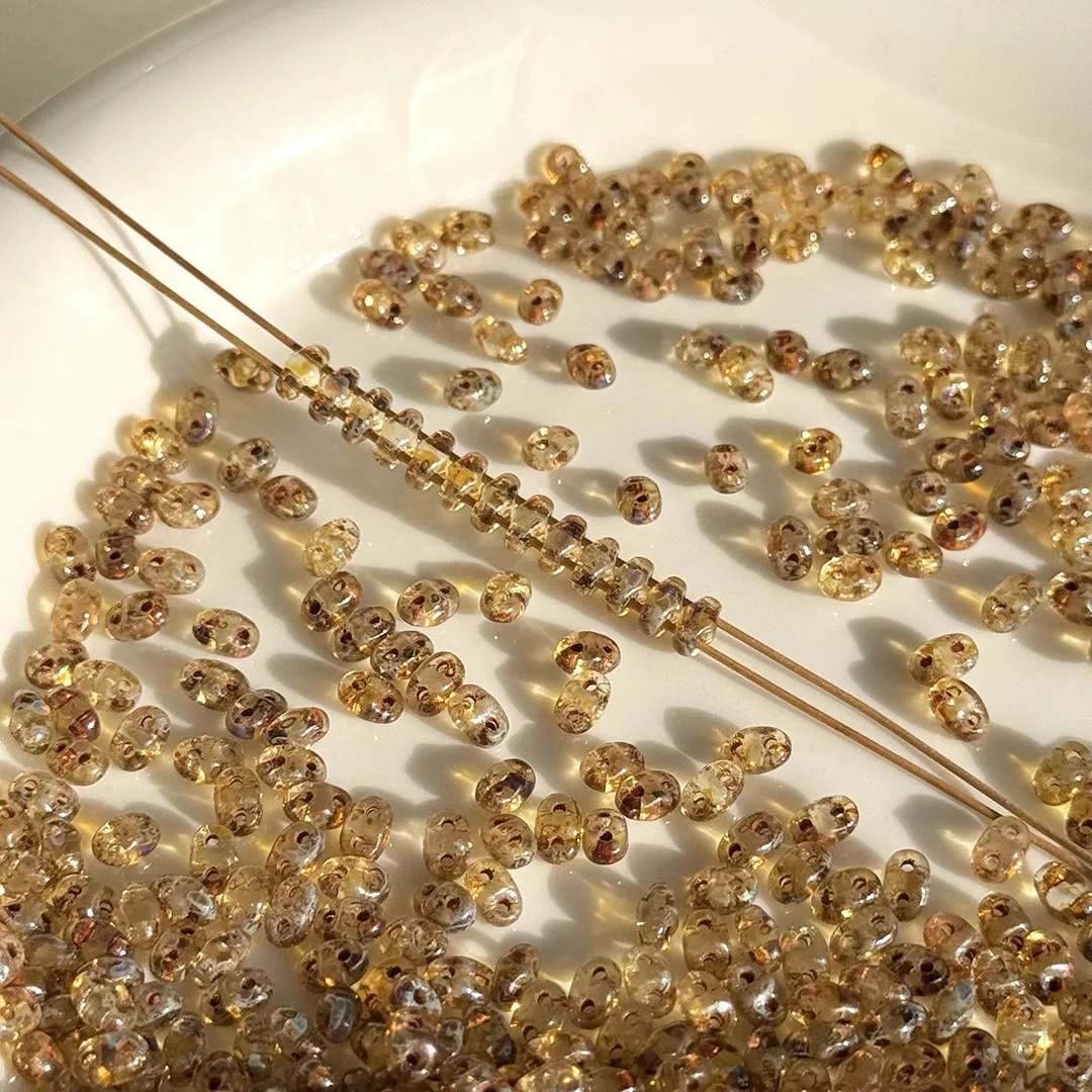 

200pcs 2.5*5mm Handmade Glass Beads Bracelet Necklace Earring Scatter Pieces DIY Semi-finished Production