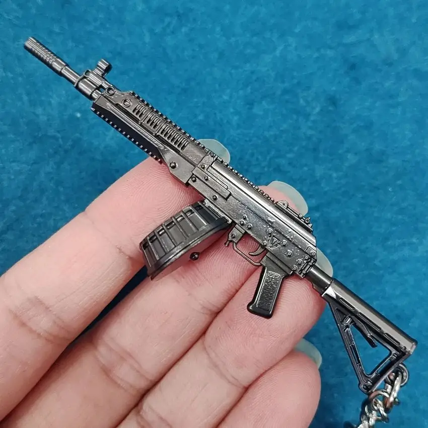 ร้อนเกมโลหะผสมปืนพกพวงกุญแจเครื่องประดับ MINI ปืนไรเฟิลปืนของเล่นหัตถกรรมกระเป๋าจี้สําหรับของขวัญเด็ก