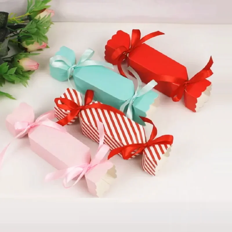 50pcs Candy Box For Christmas With Ribbons DIY Sweets Chocolate Cookies Decoration Party Gift Xmas Wedding Paper Packaging Boxes