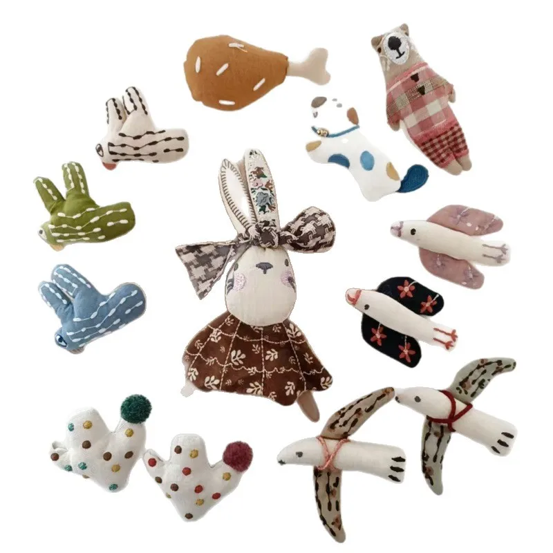 Cartoon Animal Brooch Fabric Plush Embroidered Forest Style Small Lightweight Cute Pin Assorted Colors Bag Hat Decor Gift Party