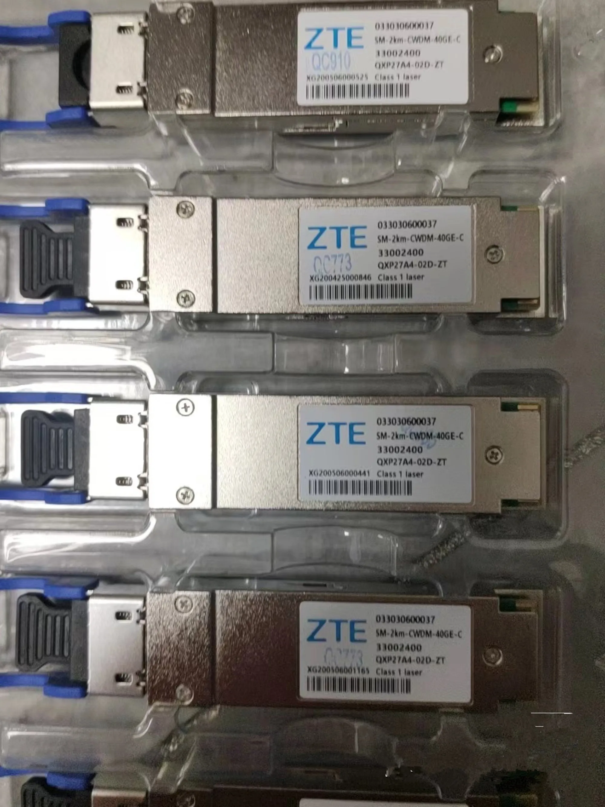 Lc qsfp-レシーバー,033030600037g,40g,2km,SM-2km-CWDM-40GE-C/33002400/40g光ファイバーモジュール