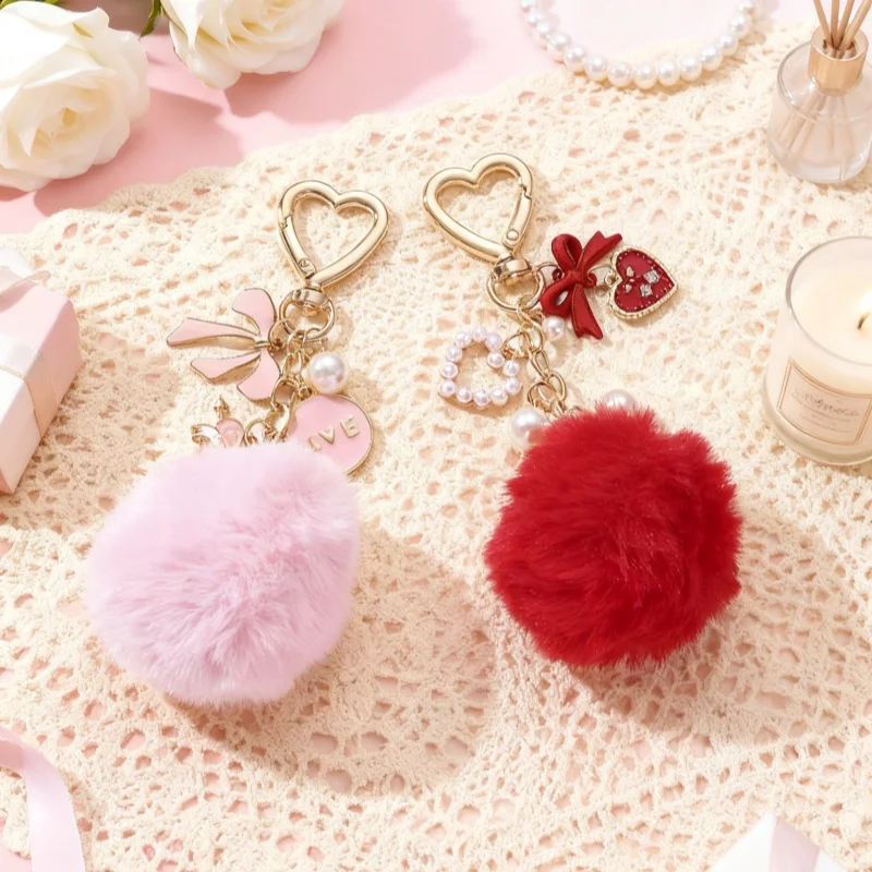 Hübscher rosa roter Haarballen-Schlüsselanhänger mit Herz-Schleife, Emaille-Schlüsselanhänger, schöner Preal-Schlüsselanhänger für Frauen und Mädchen, Valentinstagsgeschenk, handgefertigter Schmuck