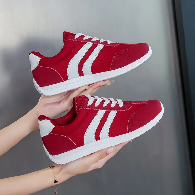 Zapatos de mujer, zapatillas informales de tendencia, cómodas zapatillas planas con cordones, zapatillas de tenis transpirables para caminar y trotar, Zapatillas De Mujer