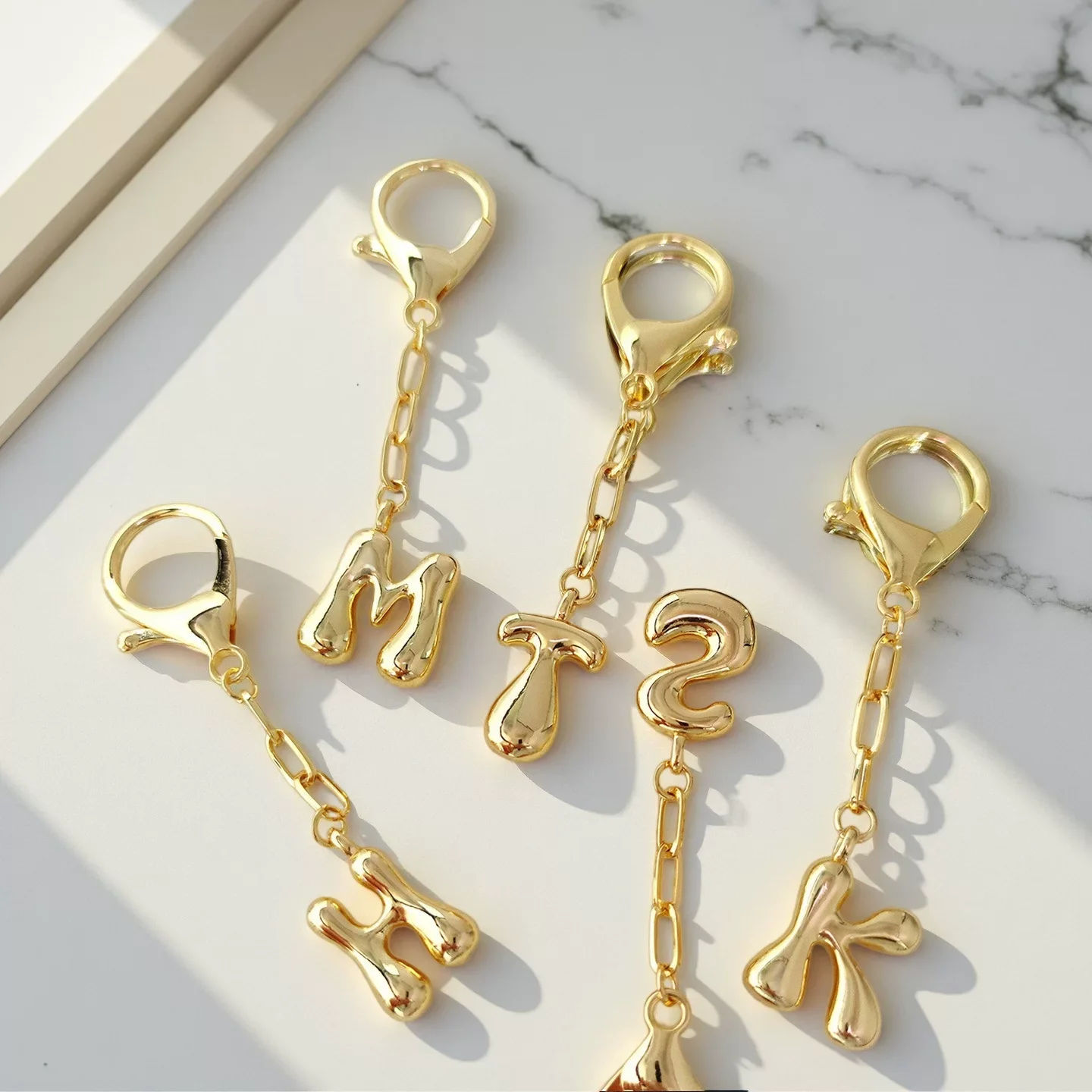 Initial Letter Pendant Keychain A B C Charm Gold Color Capital Letter Keyring for Women Men Alphabet Bags Jewelry