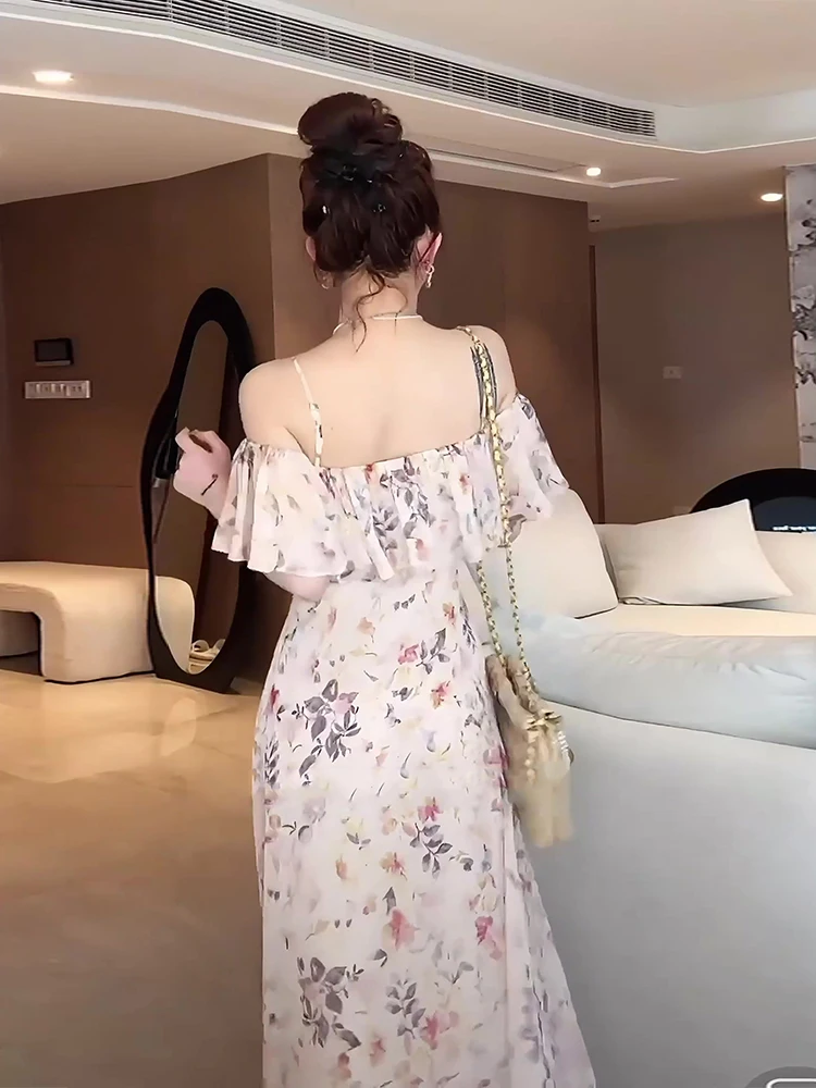 Letnia kolekcja 2025: Nowa, modna, czysta i urocza sukienka damska na wakacje, z koronkowym wykończeniem, paskiem, kwiatowym wzorem, codzienna, z włókna poliestrowego.