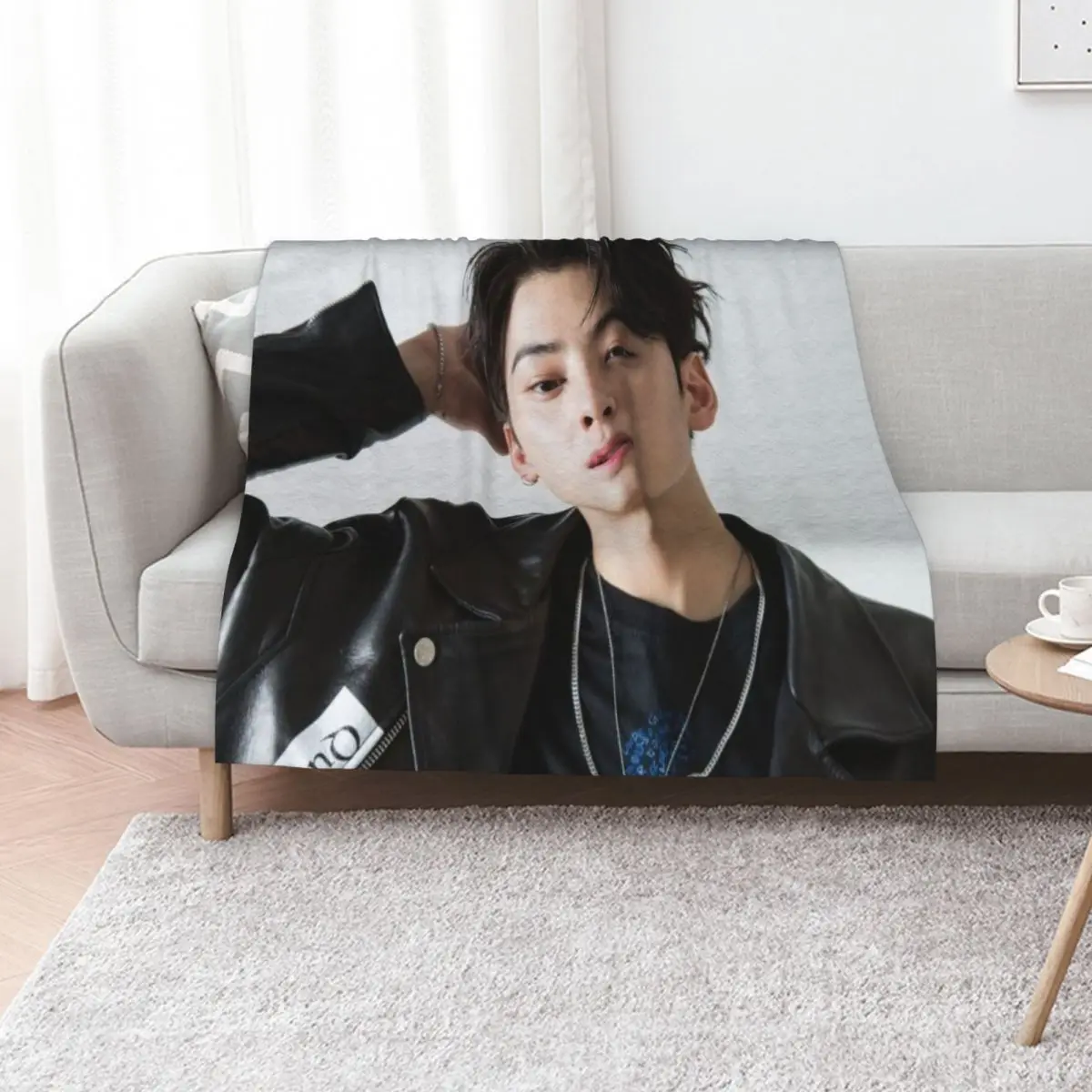 

Astro Cha Eun-woo Throw Blanket Blankets For Baby warm winter Hairy Sleeping Bag Blankets