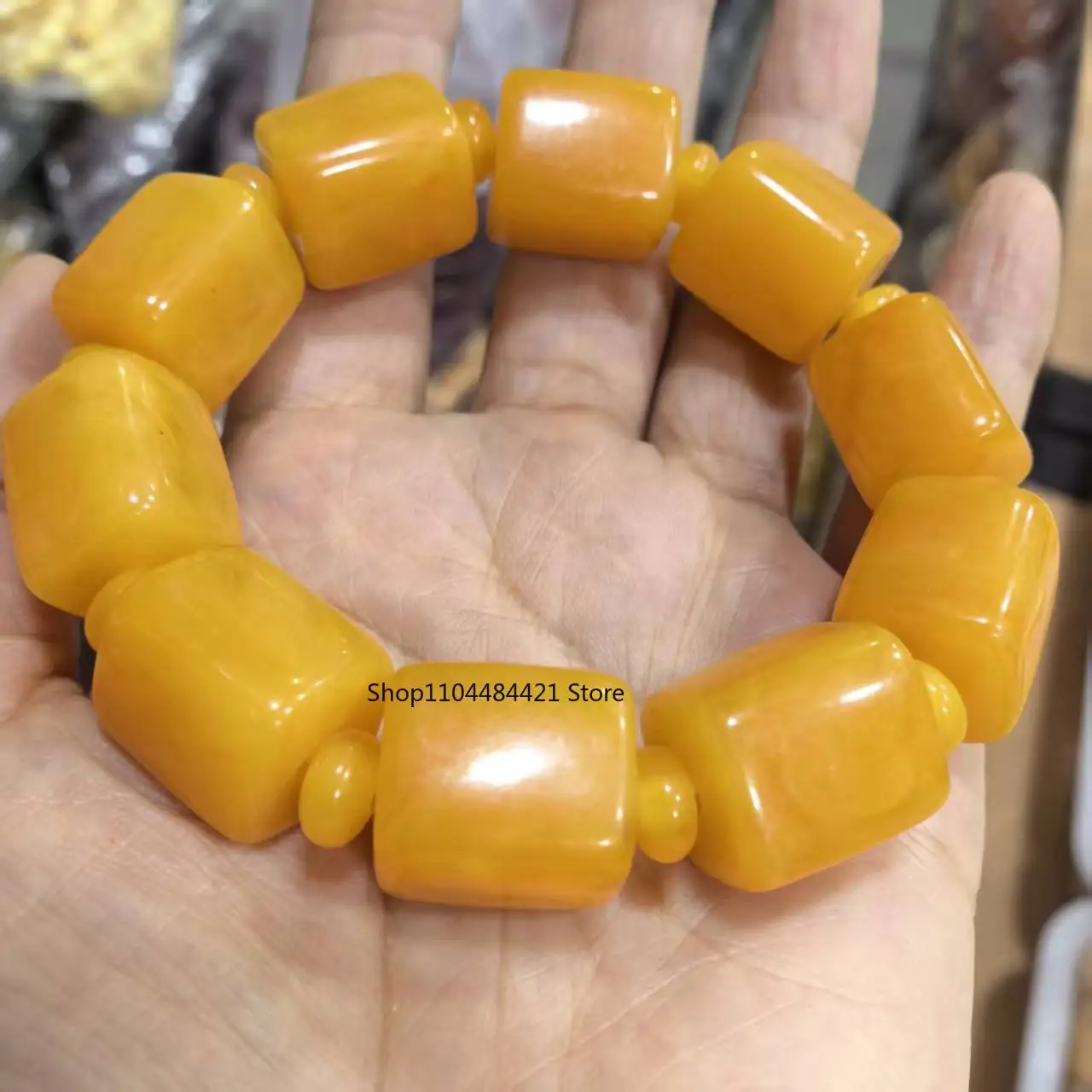 

Honey Wax Chicken Oil Yellow Floating Salt Water Bucket Beads Hand String Amber Men's and Women's Ethnic Style Versatile Pendant
